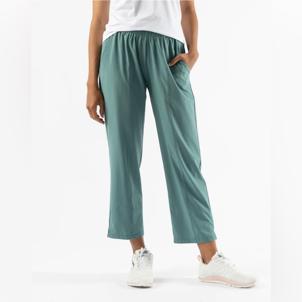 NWT RABBIT womens teal Feelin’ Fine pants